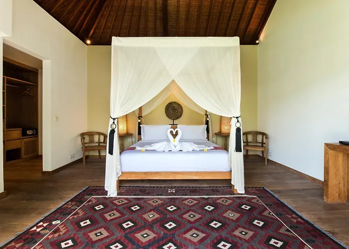 Tiga Puluh Villa